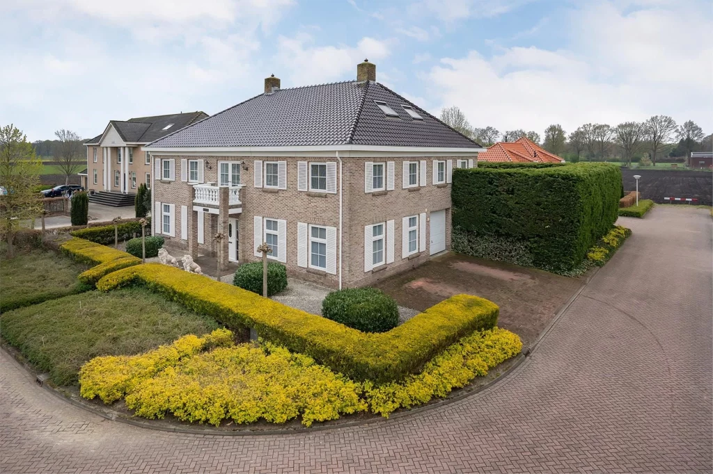 Vrijstaande woning in Nieuwleusen, getransformeerd tot zorglocatie voor Erve Freriks